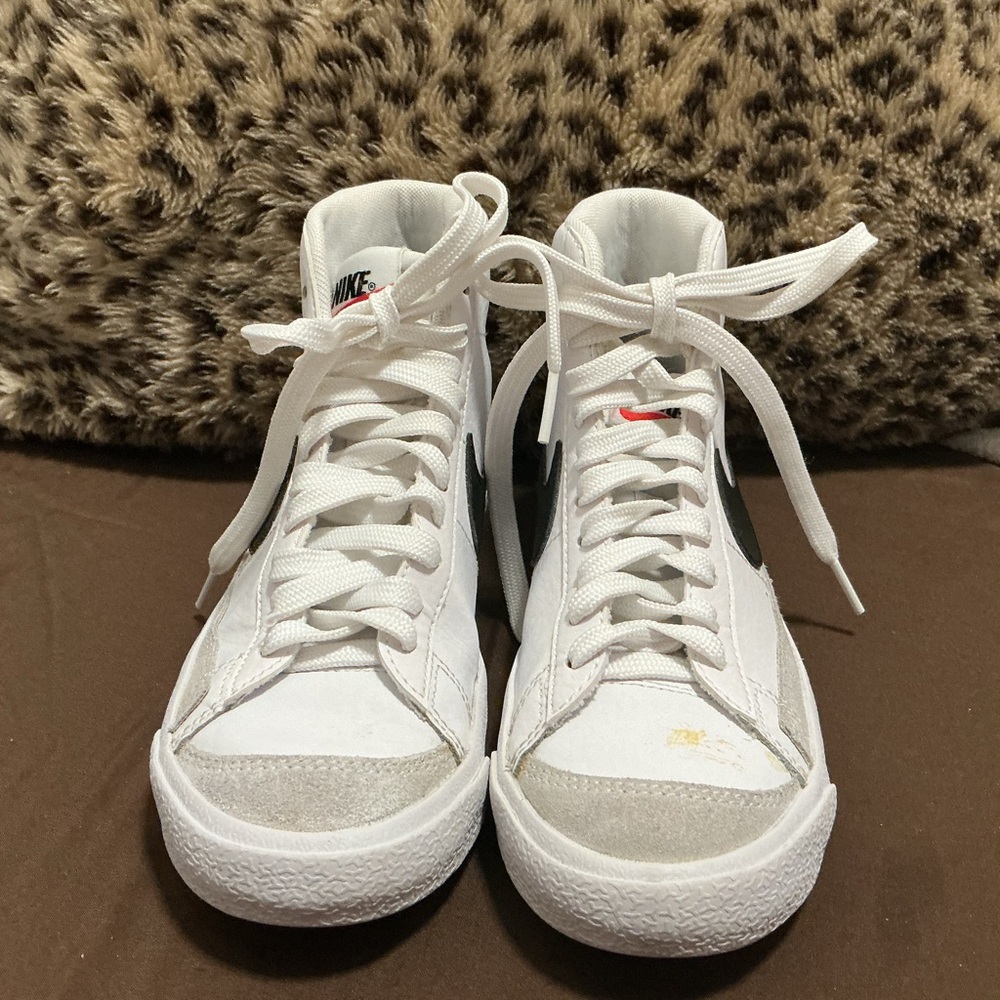 Nike White Mesh Sneakers